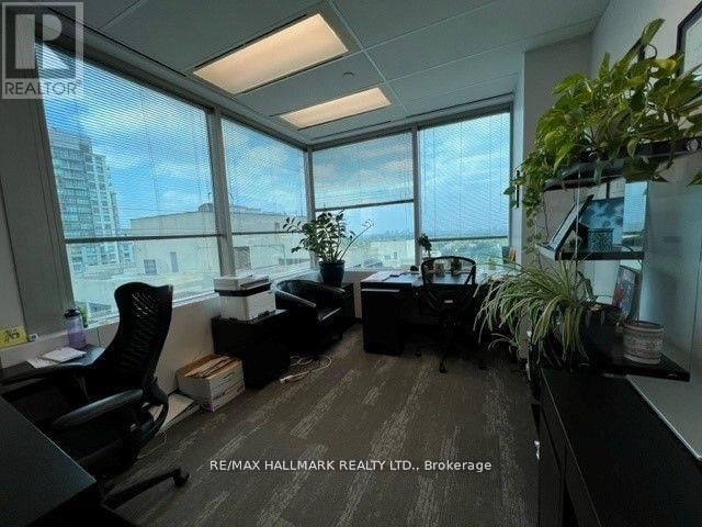 1510 - 5001 YONGE STREET Image 10