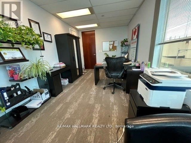1510 - 5001 YONGE STREET Image 11