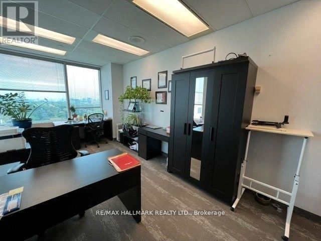 1510 - 5001 YONGE STREET Image 13
