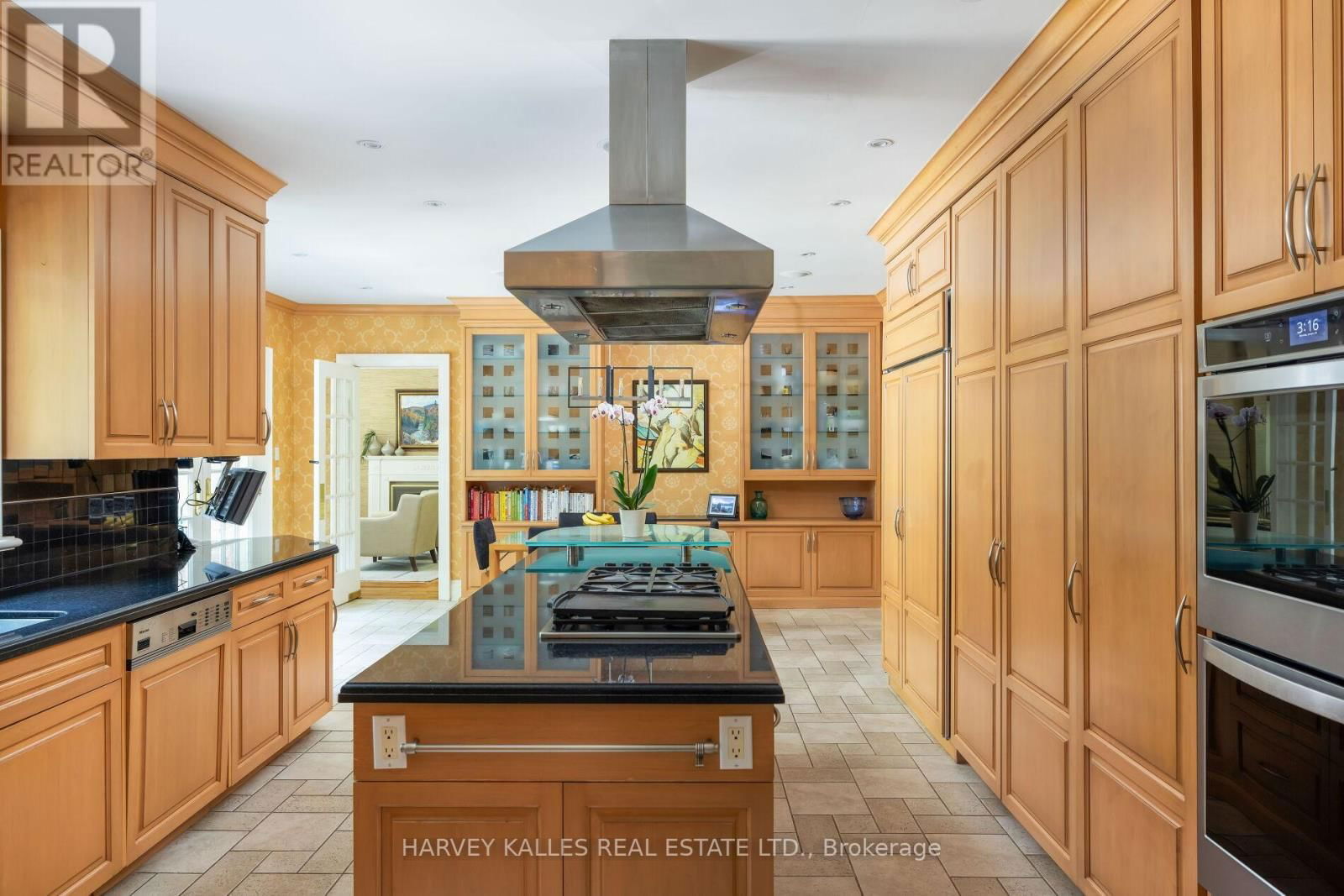 52 BERKINDALE DRIVE Image 10