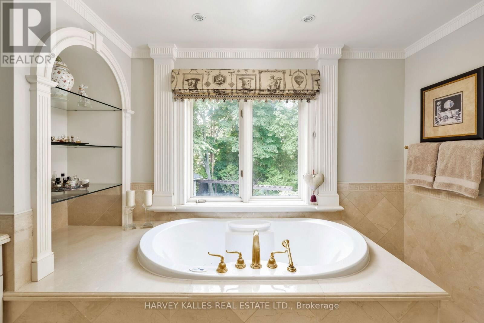 52 BERKINDALE DRIVE Image 20