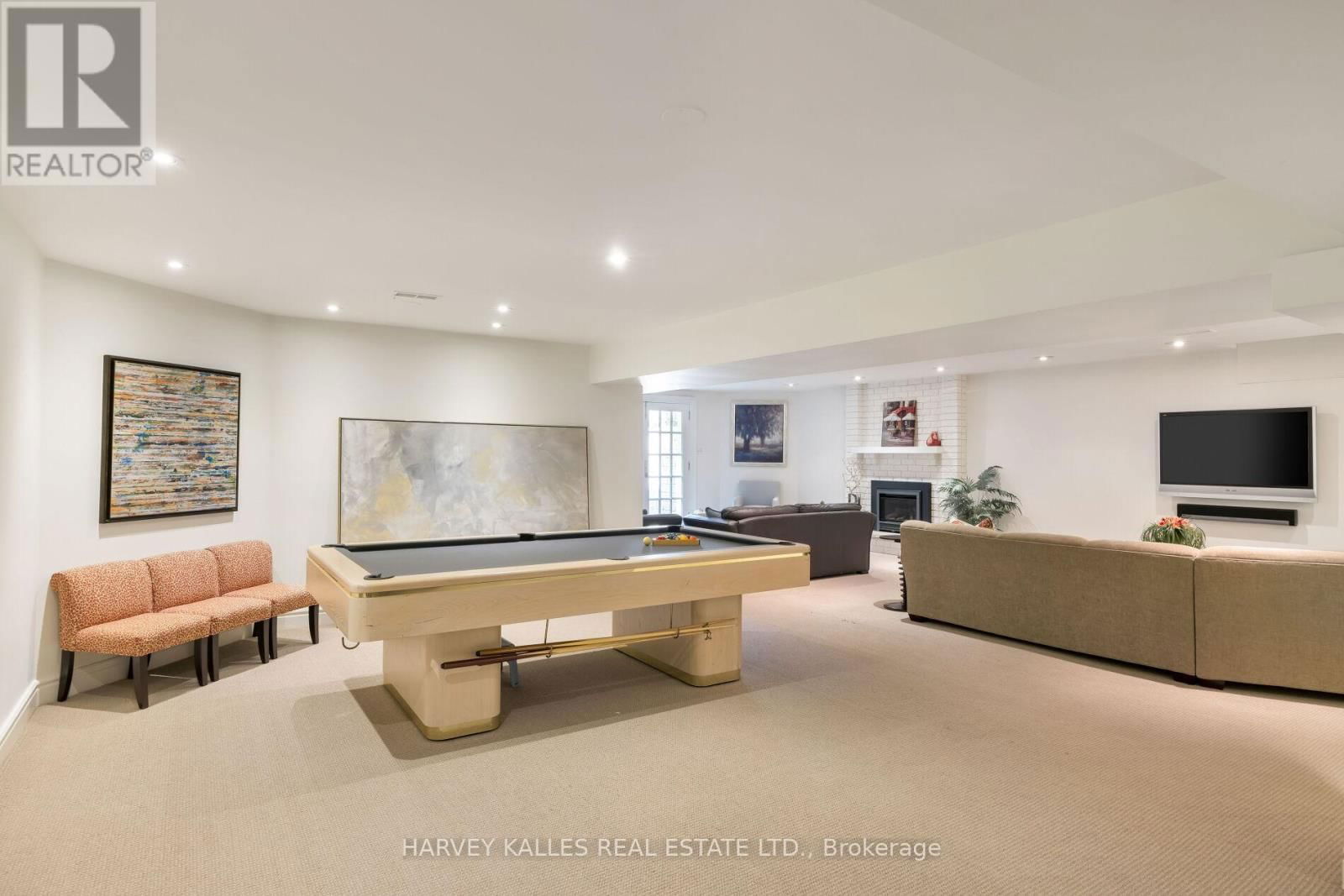 52 BERKINDALE DRIVE Image 29