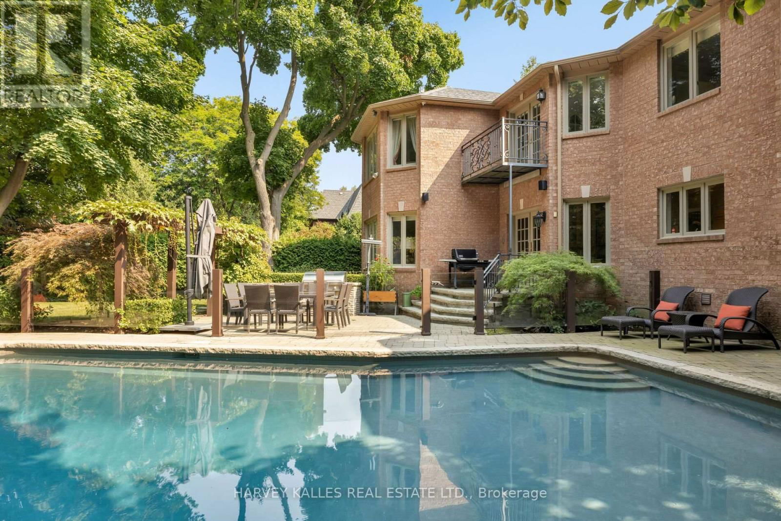 52 BERKINDALE DRIVE Image 37