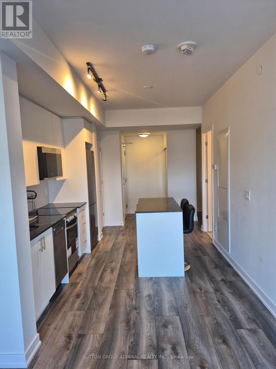 1007 - 15 ELLERSLIE AVENUE Image 6