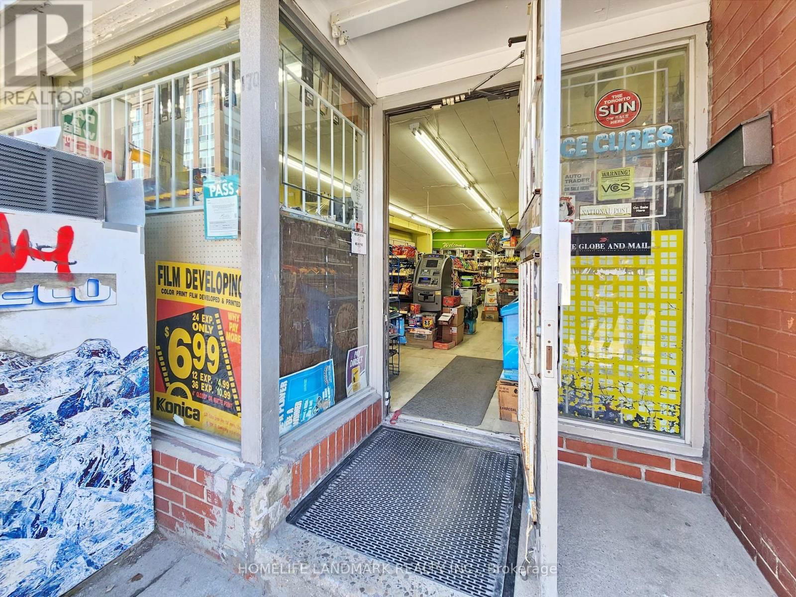 170 VAUGHAN ROAD Image 15