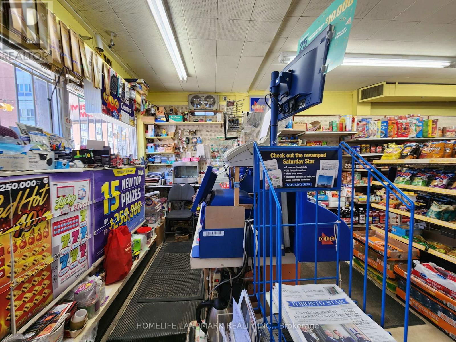 170 VAUGHAN ROAD Image 17