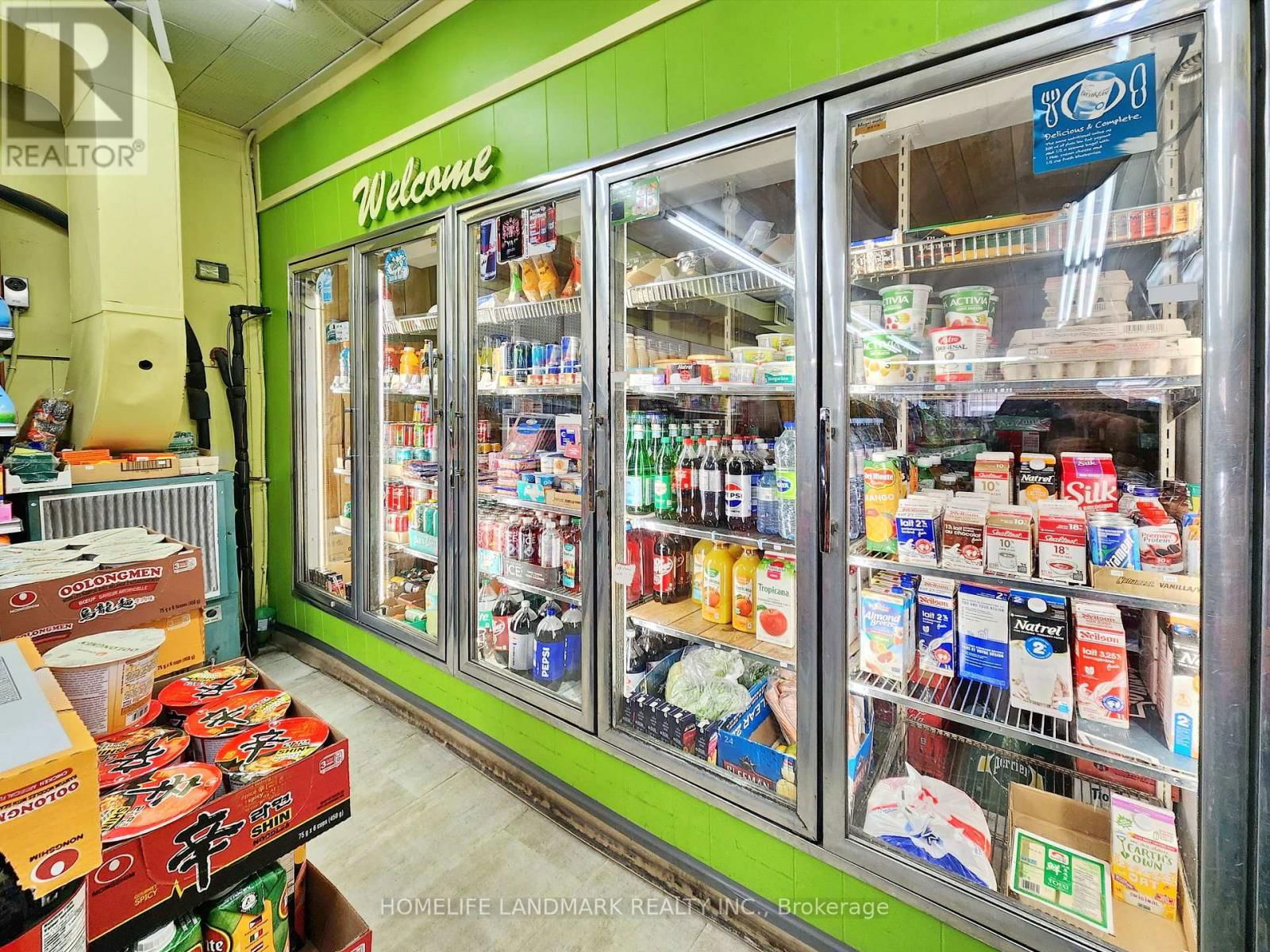170 VAUGHAN ROAD Image 20