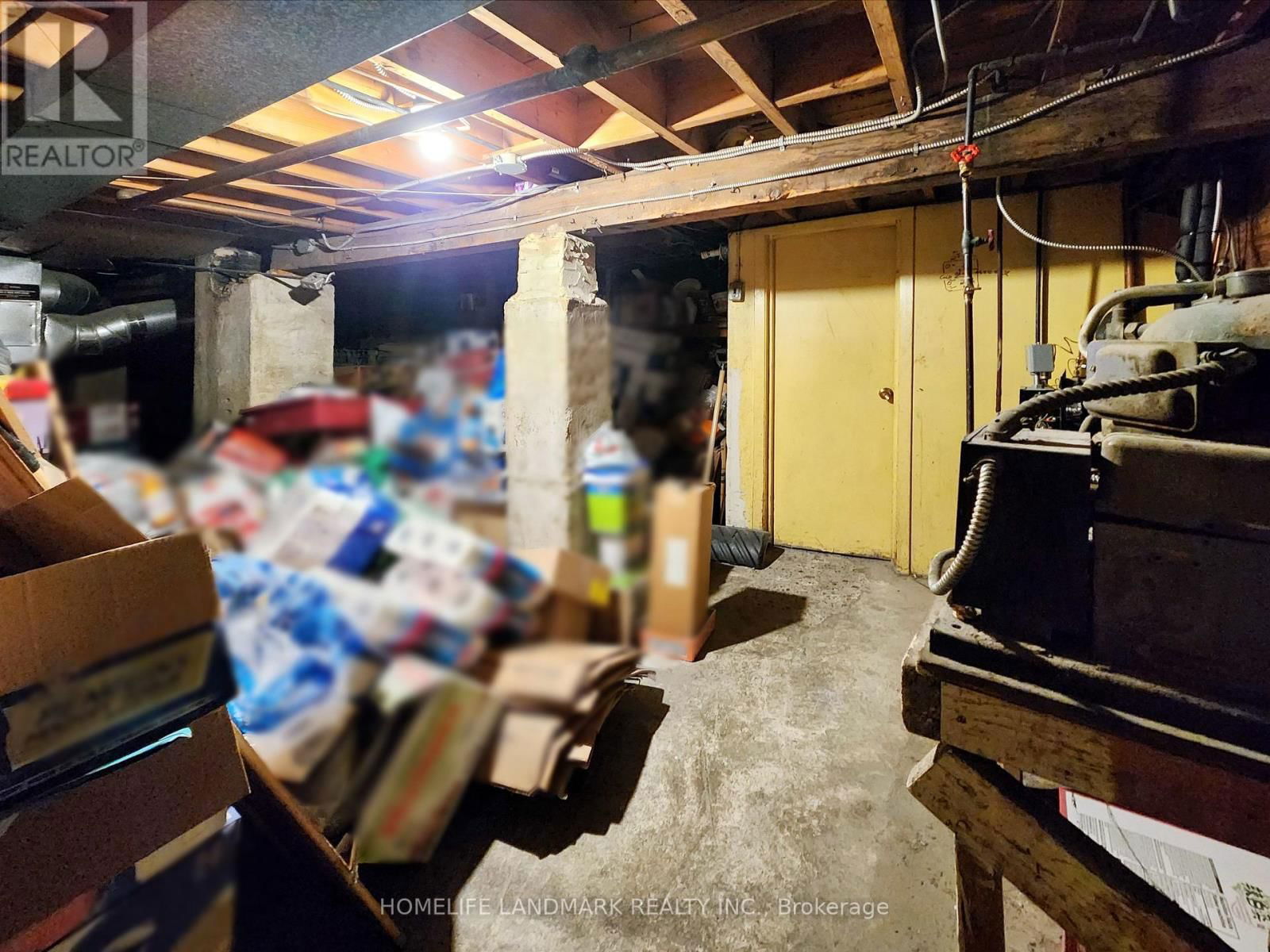 170 VAUGHAN ROAD Image 26