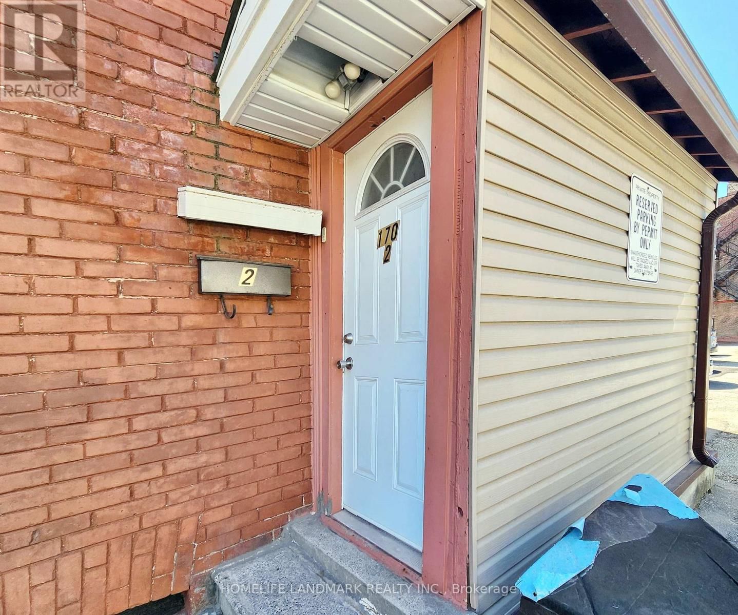 170 VAUGHAN ROAD Image 29