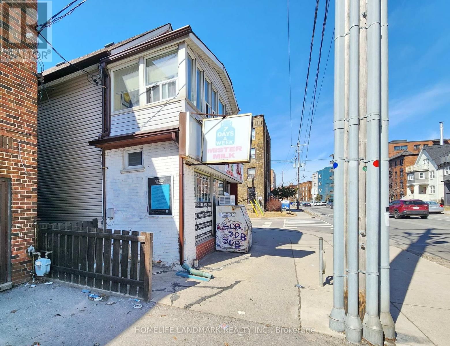 170 VAUGHAN ROAD Image 3