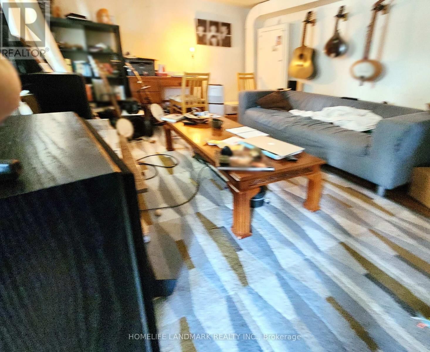 170 VAUGHAN ROAD Image 32
