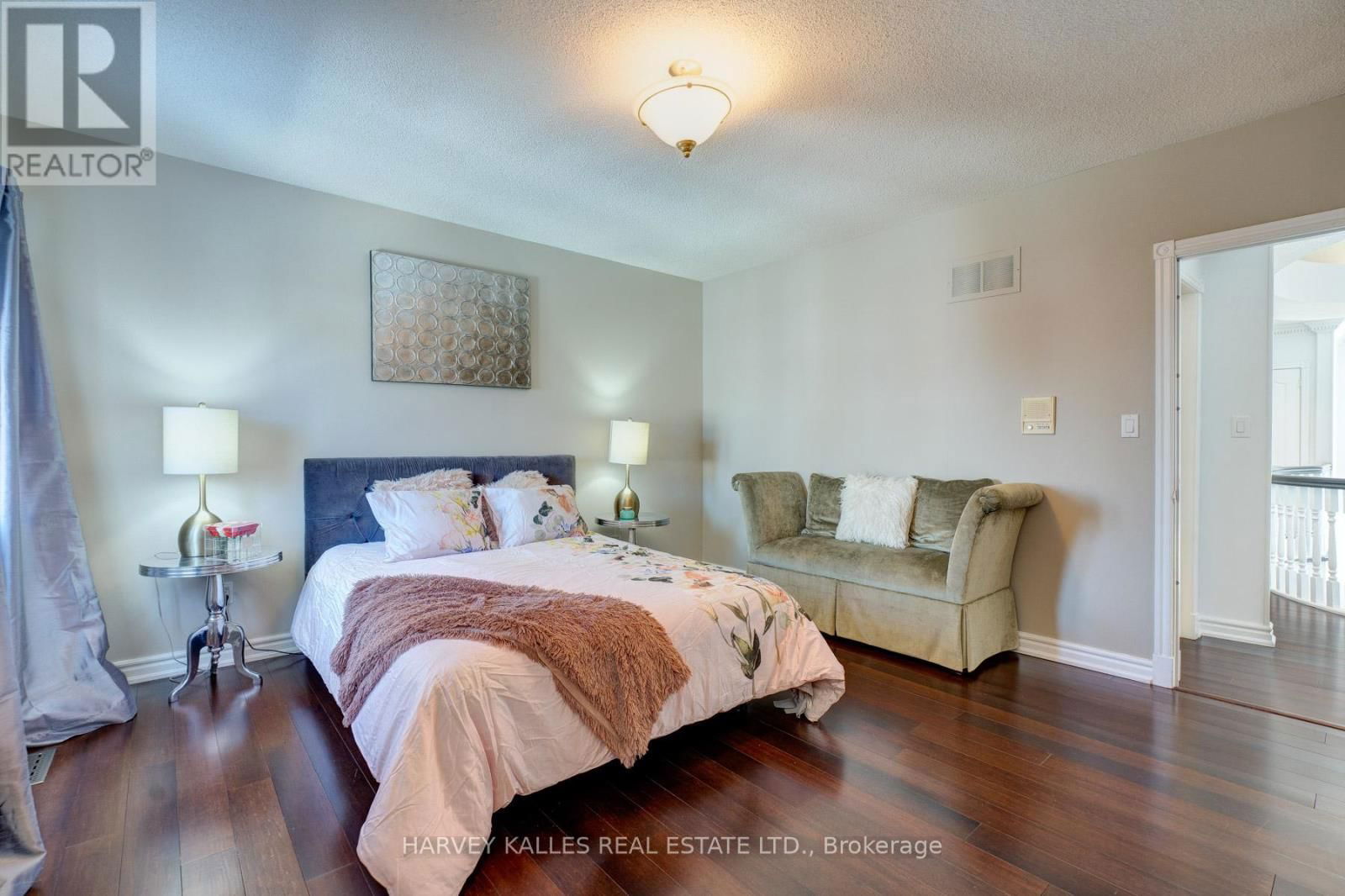 42 GRANGEMILL CRESCENT Image 30