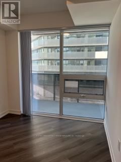 1616 - 138 DOWNES STREET Image 2