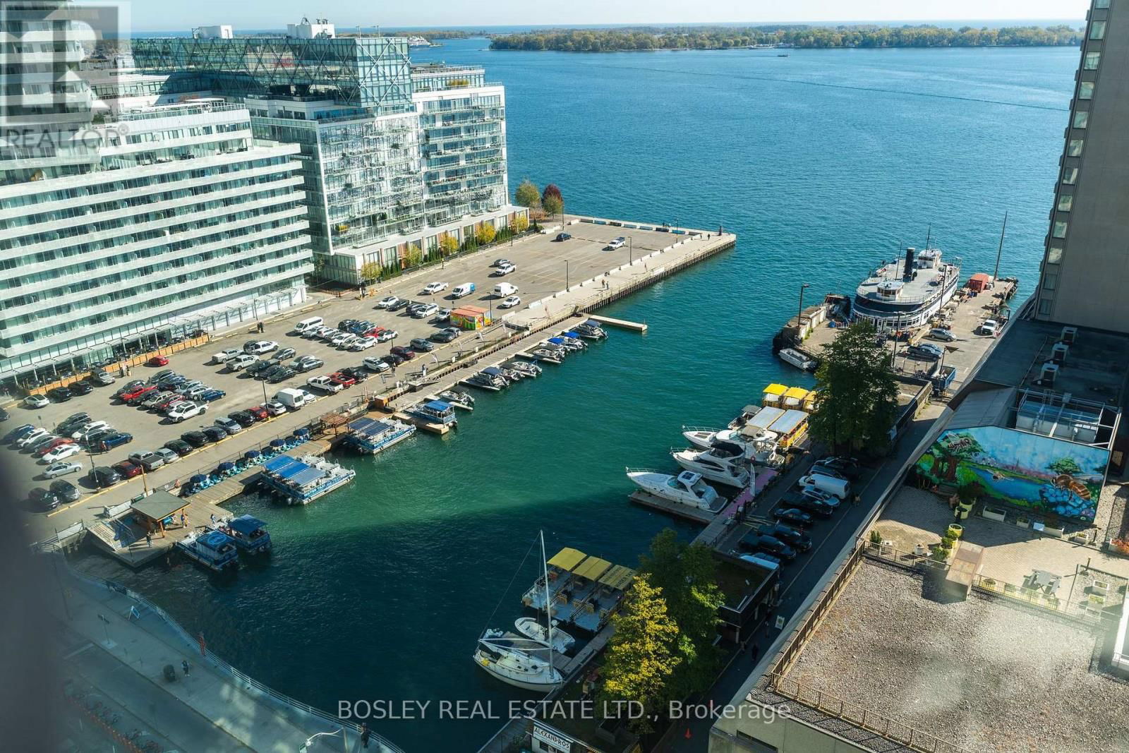 2006 - 10 QUEENS QUAY WEST Image 30