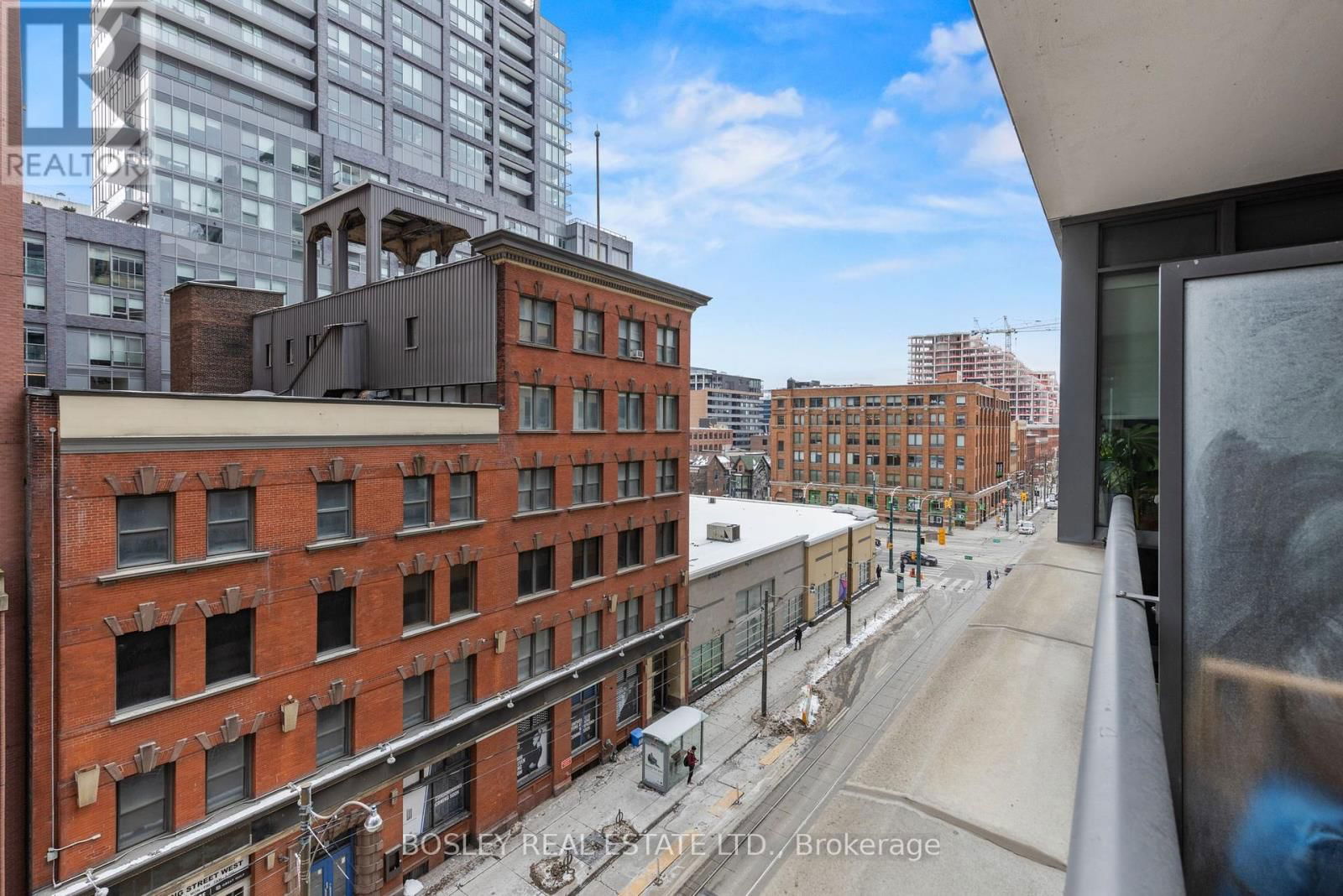 507 - 8 CHARLOTTE STREET Image 21