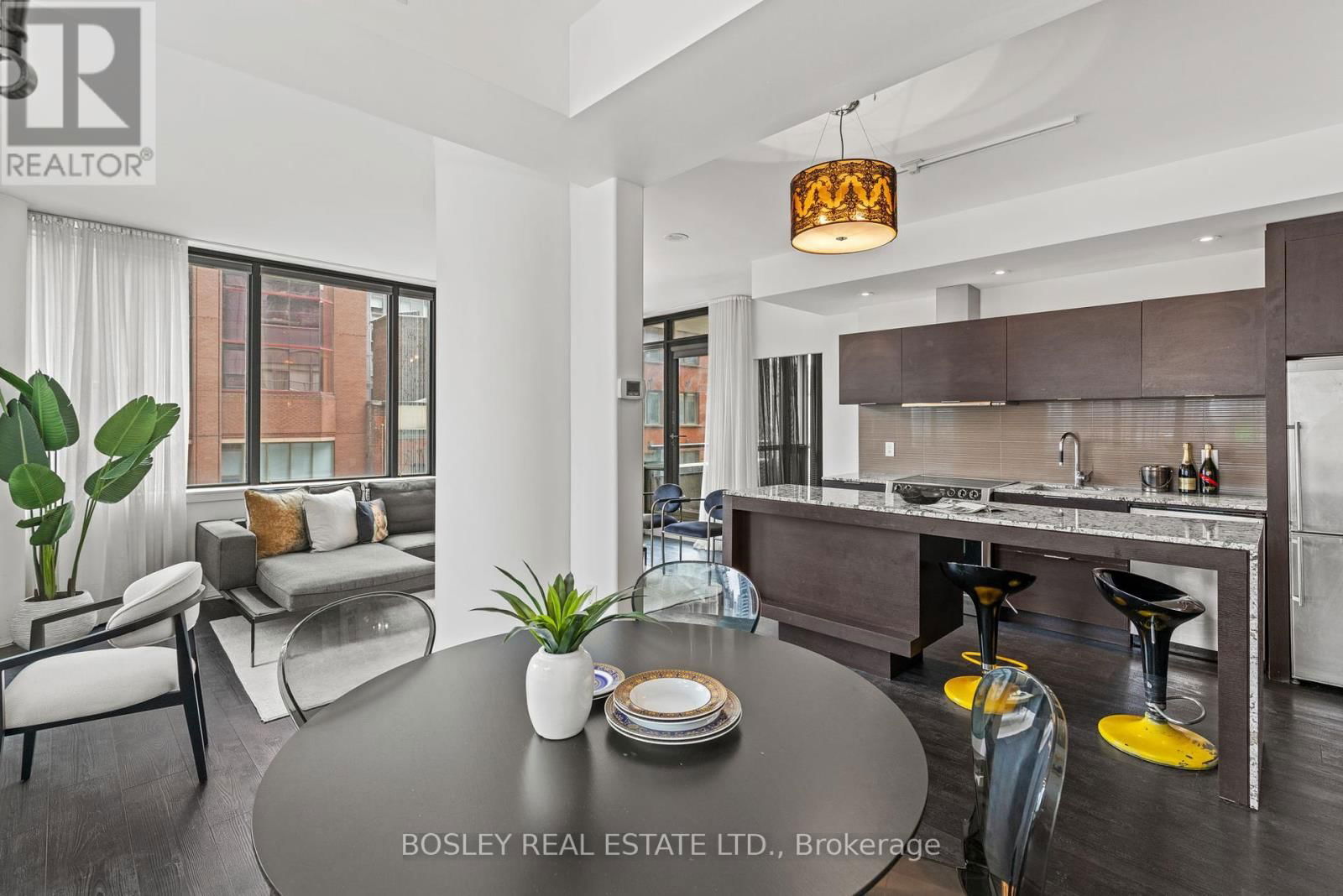 507 - 8 CHARLOTTE STREET Image 5