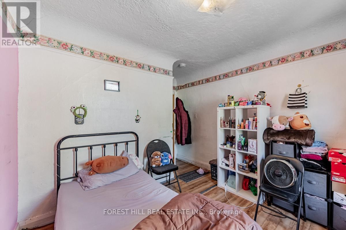 1398 YONGE STREET Image 31