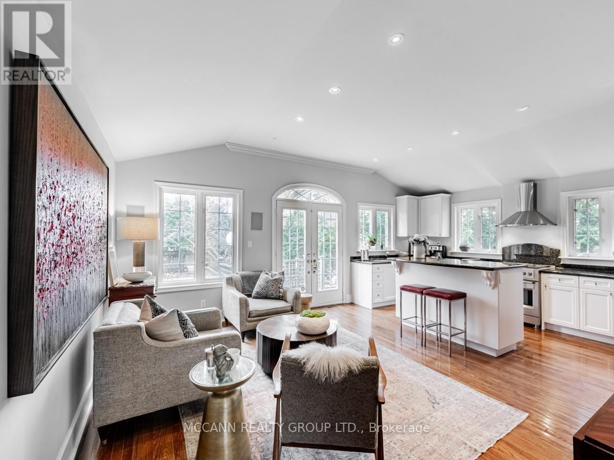 237 EMPRESS AVENUE Image 12