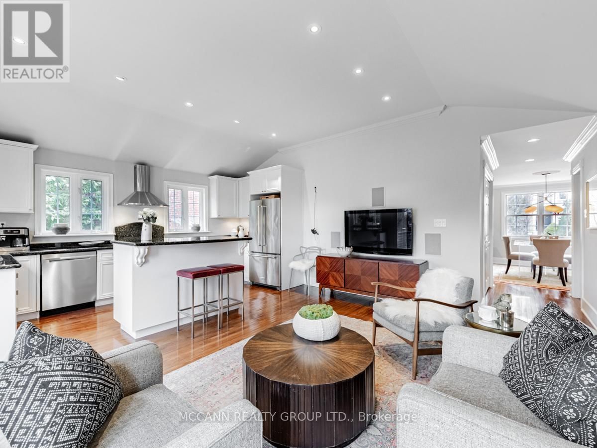 237 EMPRESS AVENUE Image 15