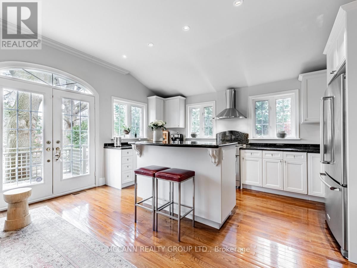 237 EMPRESS AVENUE Image 16