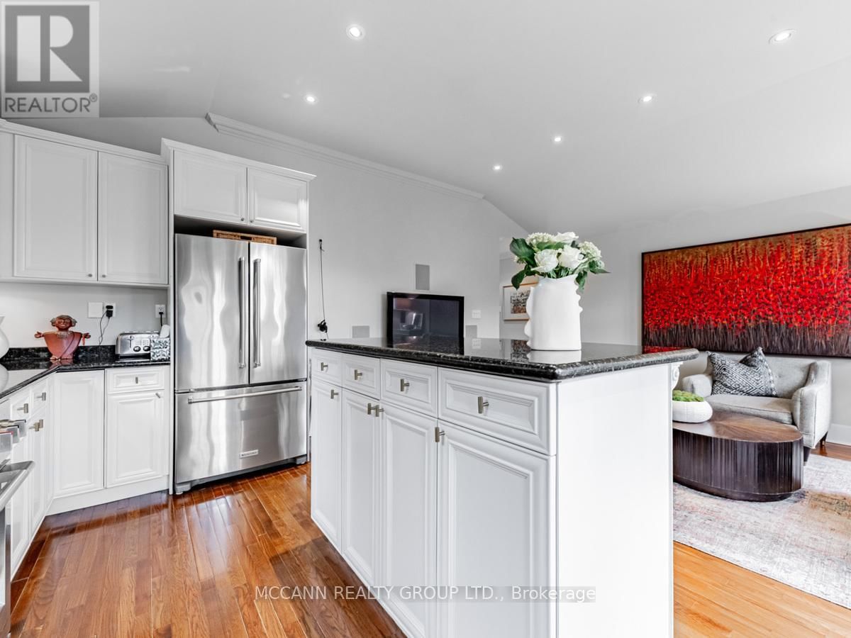 237 EMPRESS AVENUE Image 18