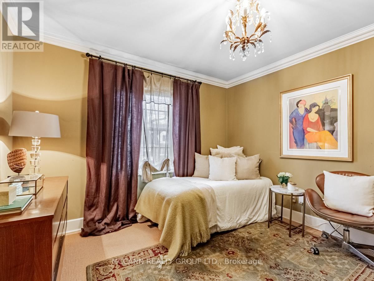 237 EMPRESS AVENUE Image 22