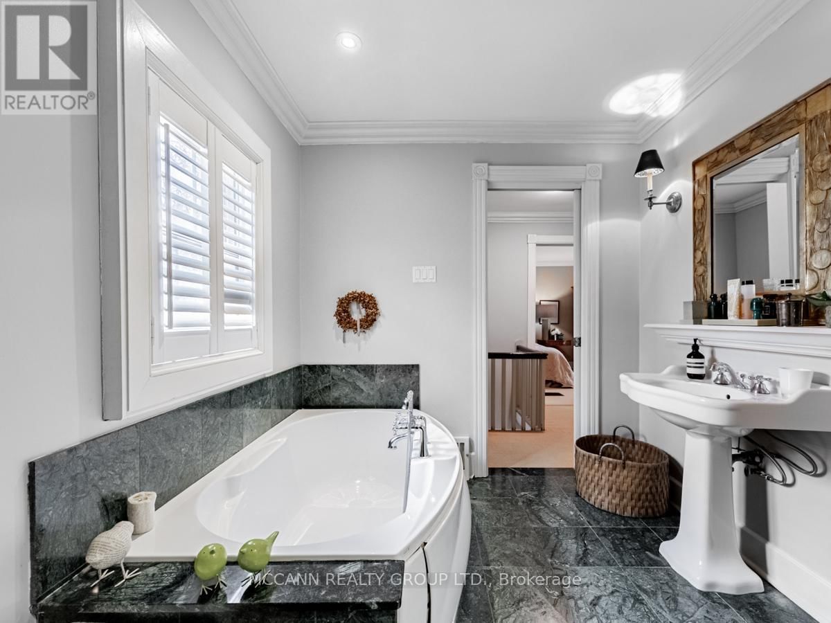 237 EMPRESS AVENUE Image 30