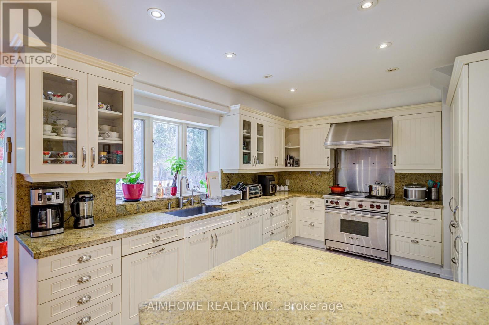 40 DONINO AVENUE Image 10