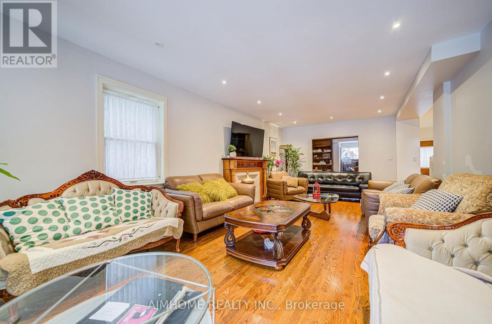 40 DONINO AVENUE Image 4