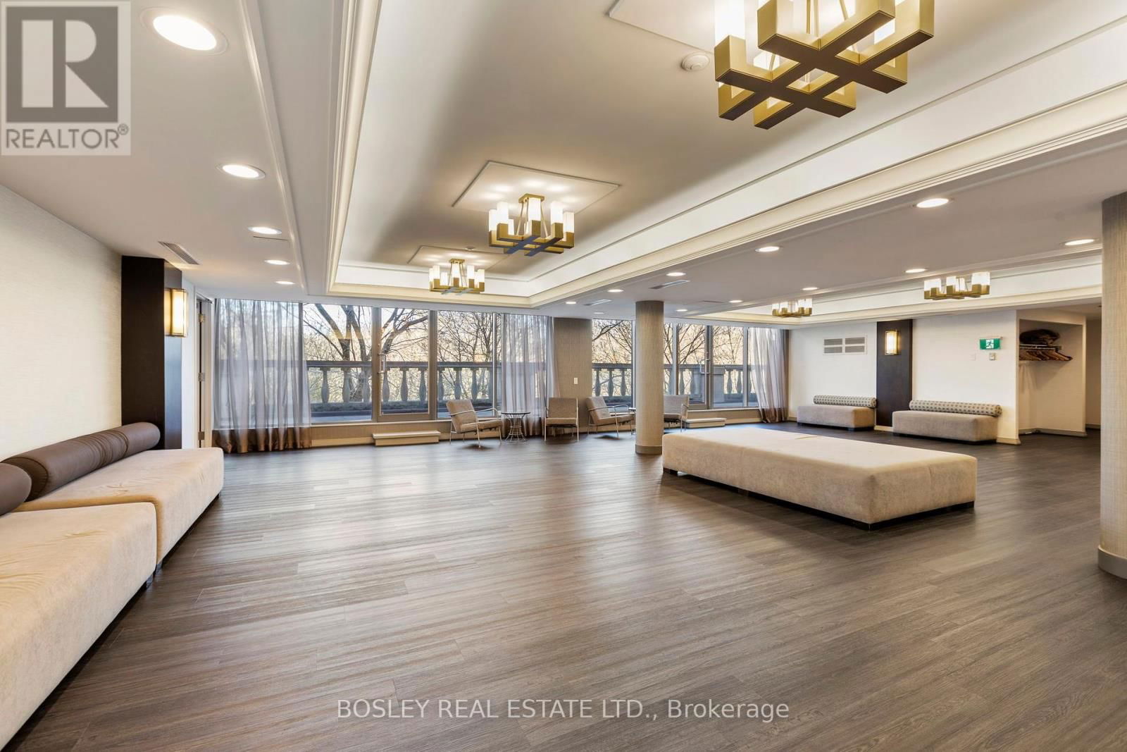 802 - 388 BLOOR STREET EAST Image 33
