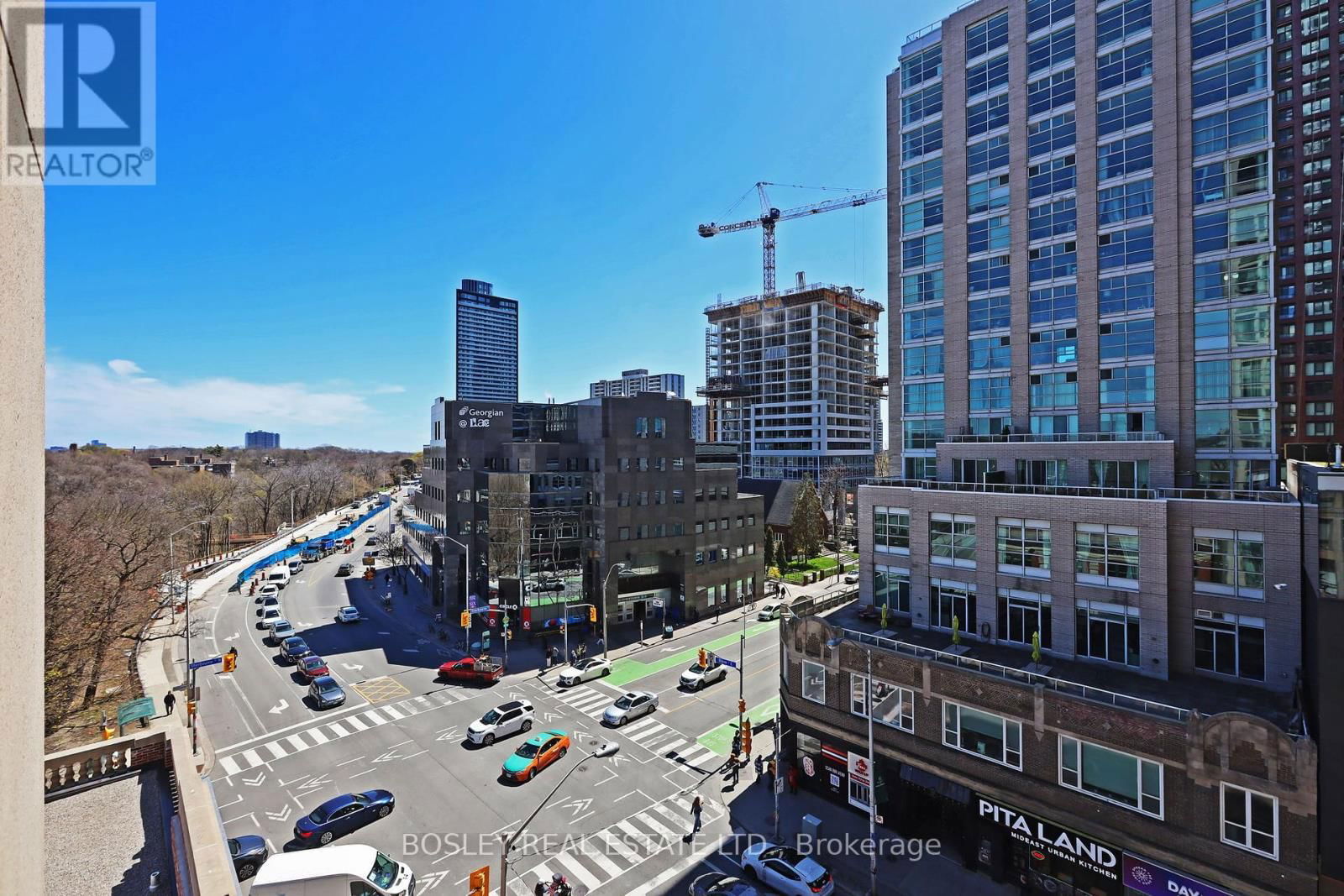 802 - 388 BLOOR STREET EAST Image 38