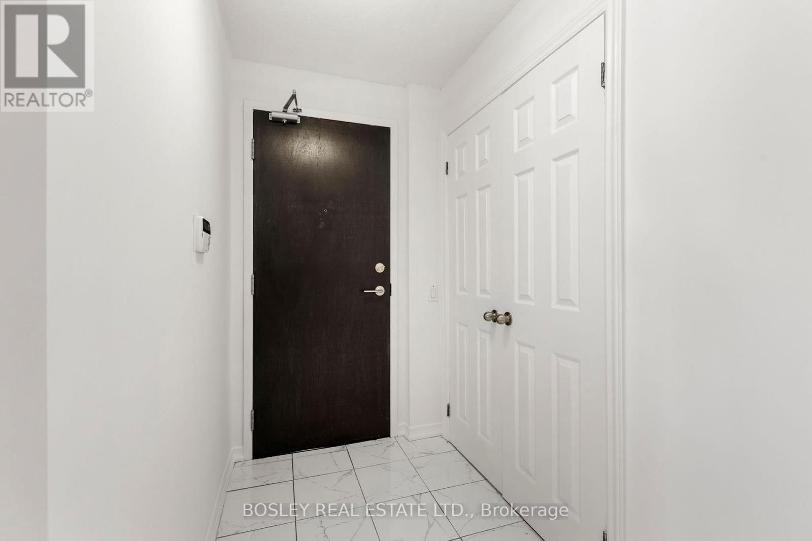 802 - 388 BLOOR STREET EAST Image 6