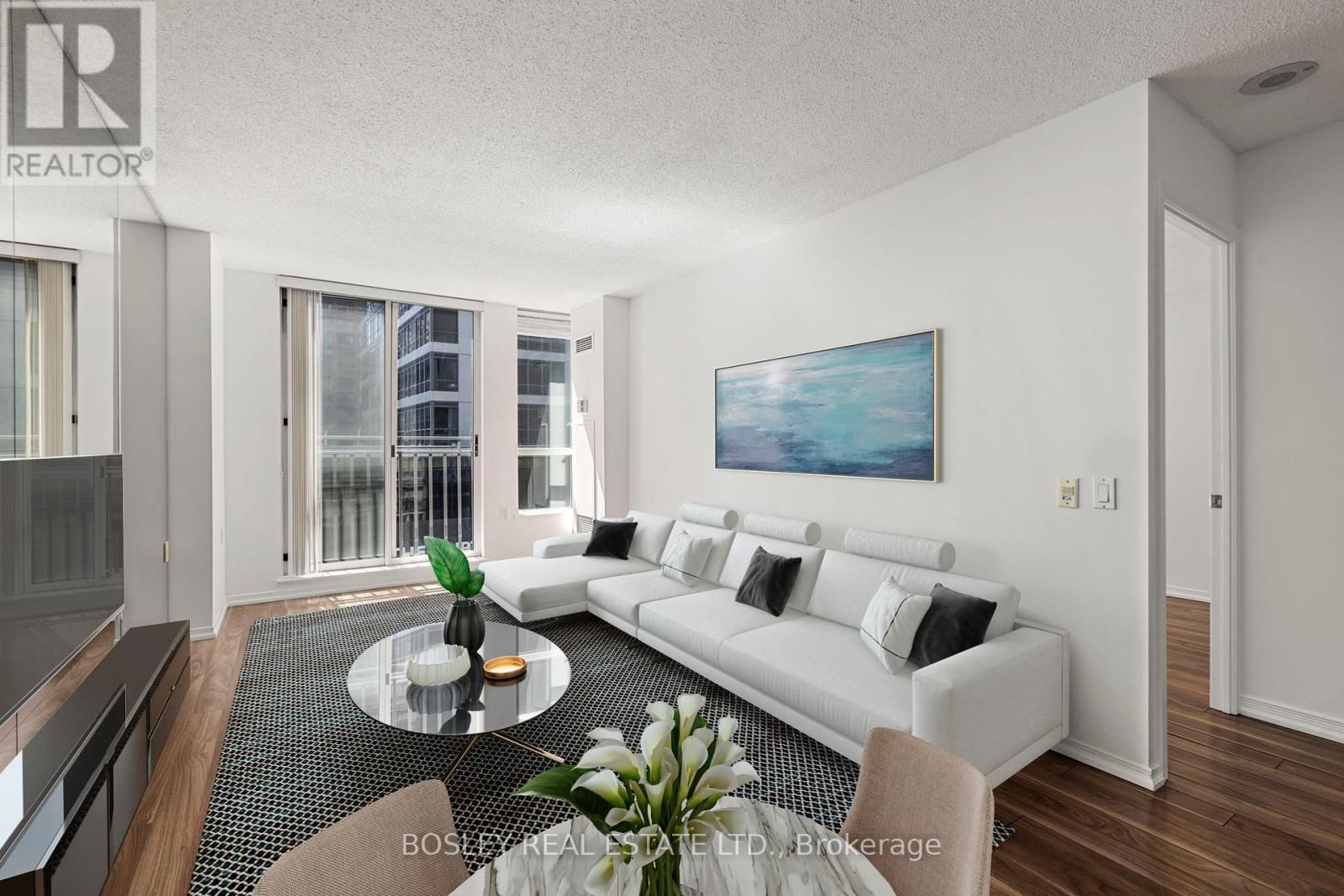 802 - 388 BLOOR STREET EAST Image 8