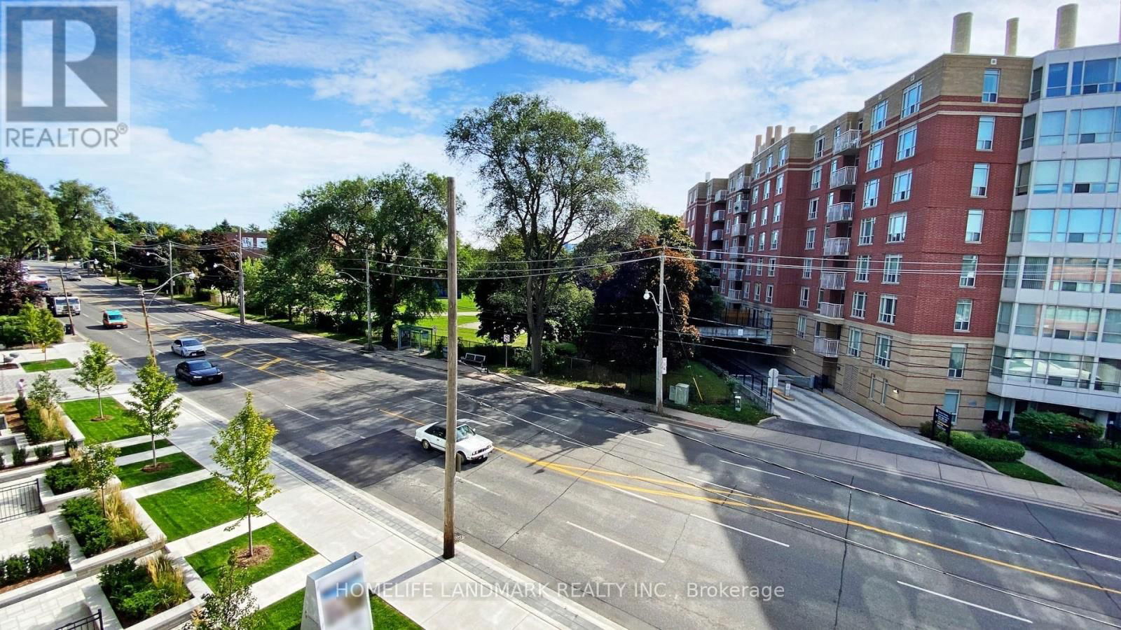 317 - 250 LAWRENCE AVENUE WEST Image 16