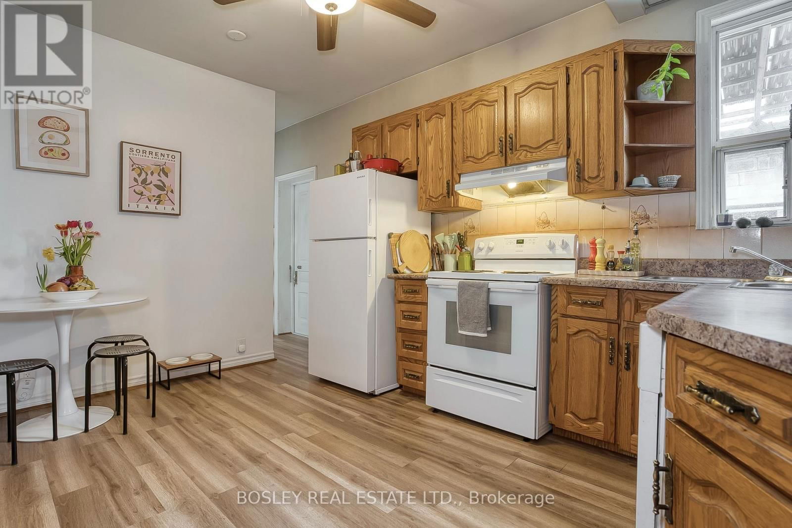 282 OSSINGTON AVENUE Image 12