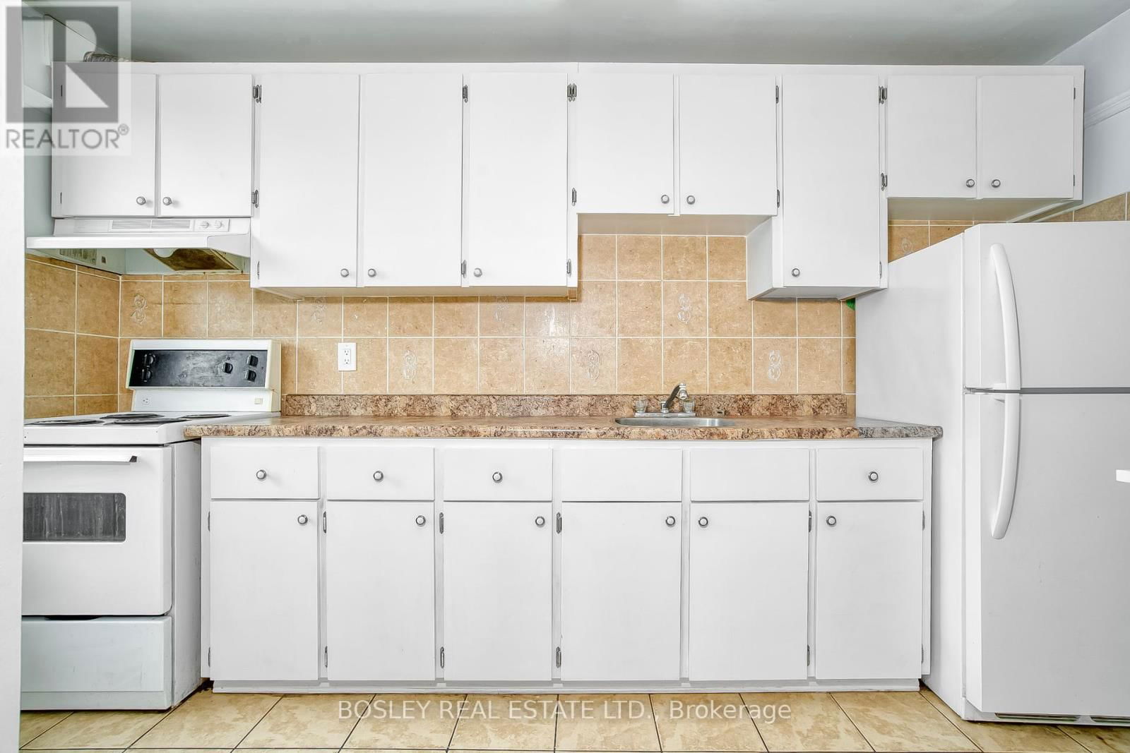 282 OSSINGTON AVENUE Image 16