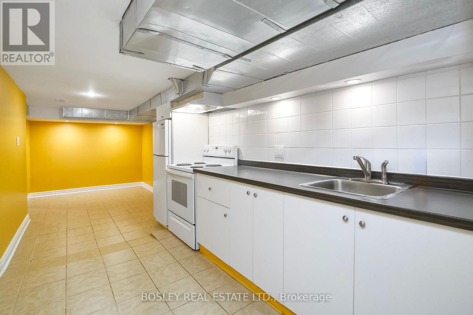 282 OSSINGTON AVENUE Image 31