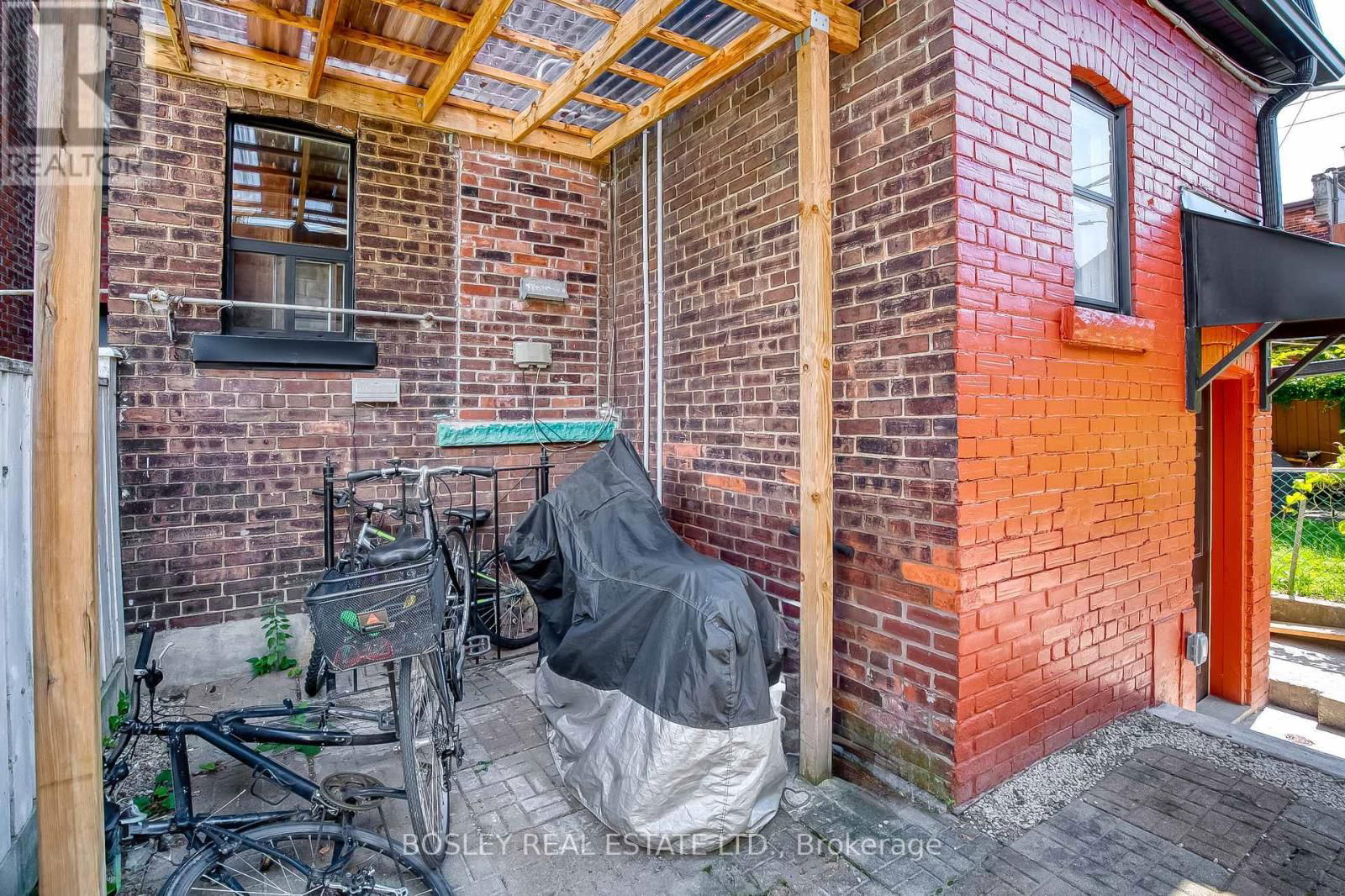282 OSSINGTON AVENUE Image 33