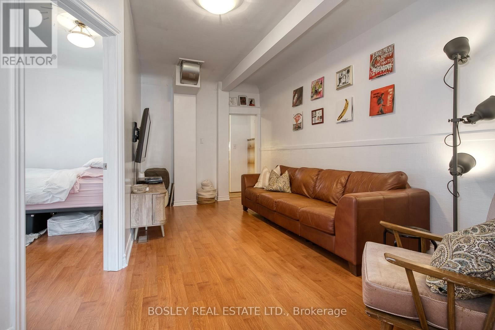 282 OSSINGTON AVENUE Image 4