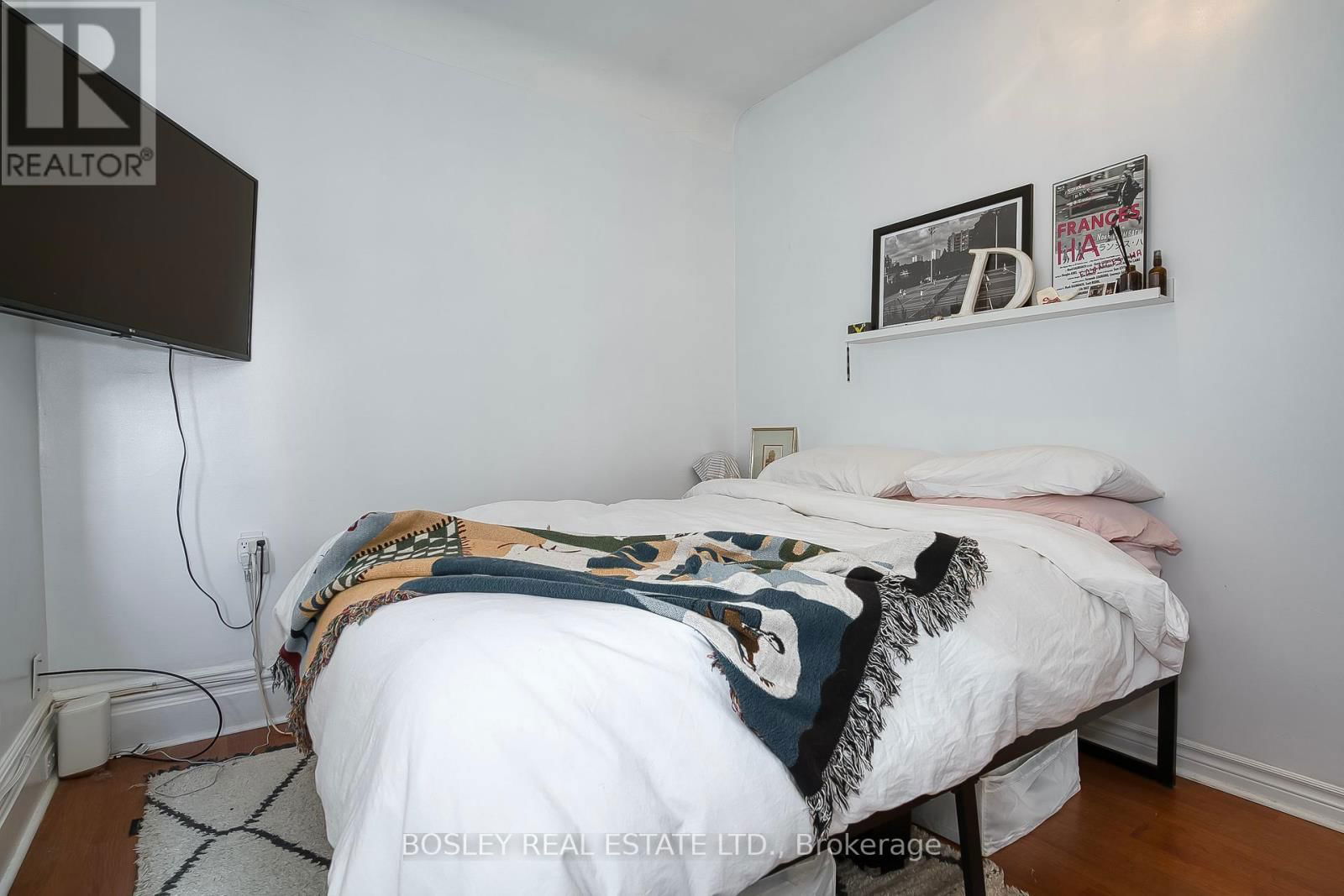 282 OSSINGTON AVENUE Image 8
