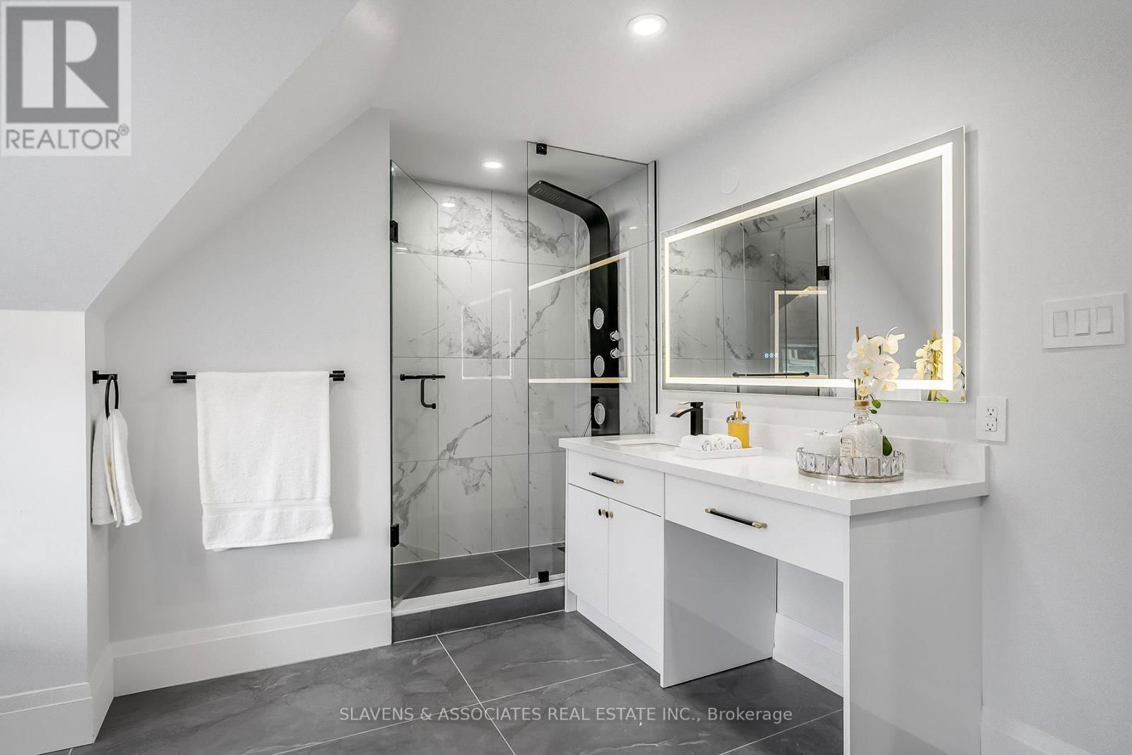 89 CONCORD AVENUE Image 24