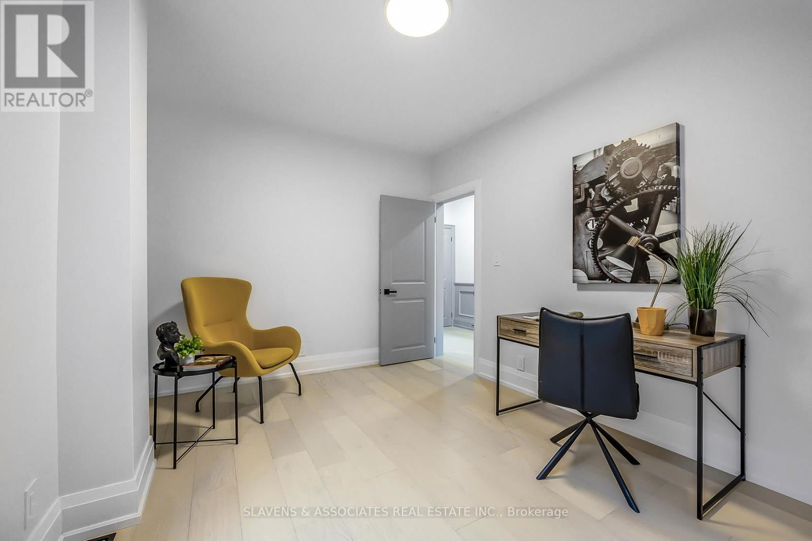 89 CONCORD AVENUE Image 30