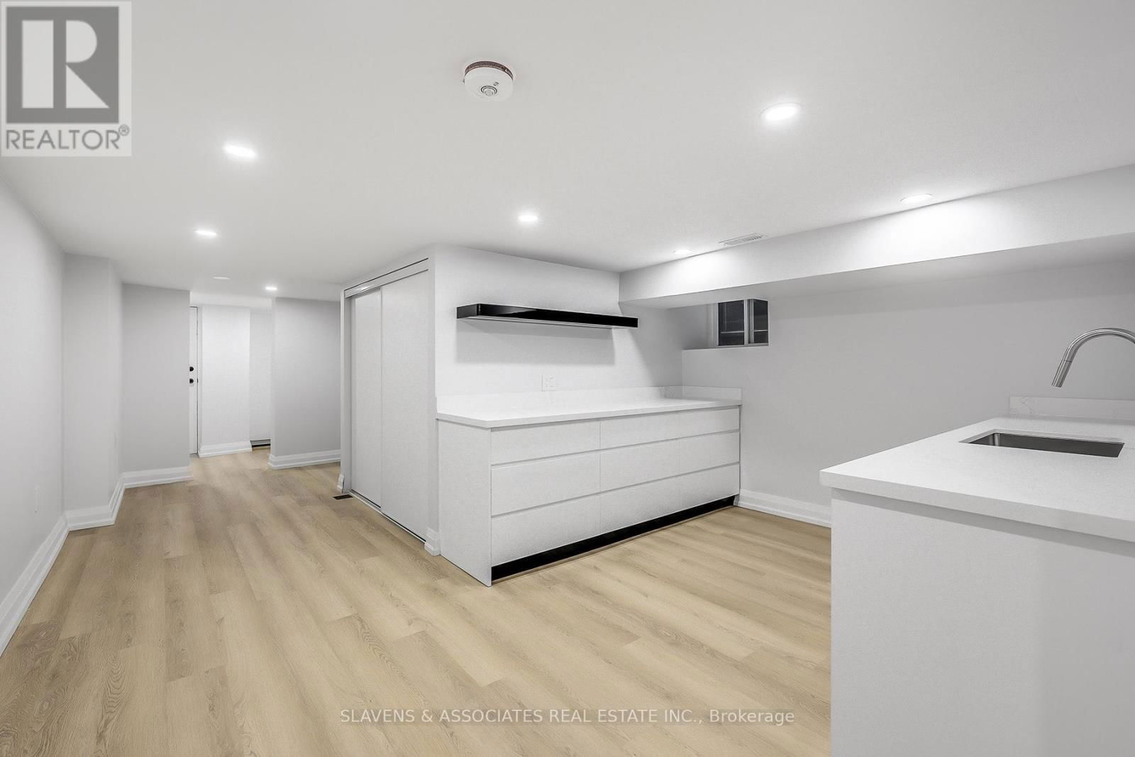 89 CONCORD AVENUE Image 32