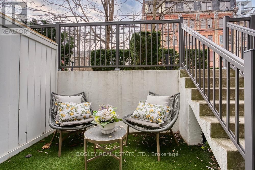 70 NIAGARA STREET Image 2