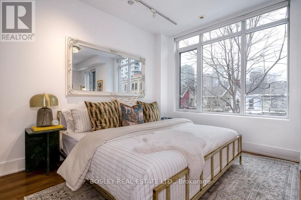 70 NIAGARA STREET Image 22