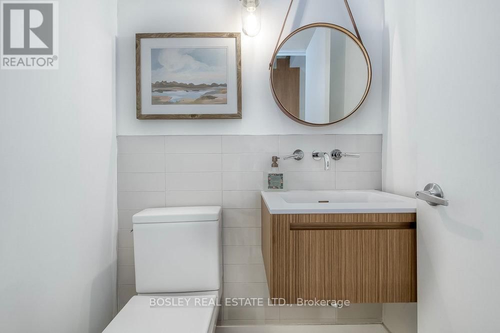 70 NIAGARA STREET Image 9