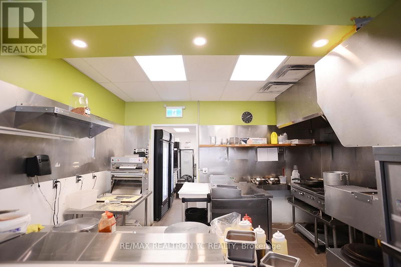 Image #1 of Restaurant for Sale at Yonge, Toronto, Ontario