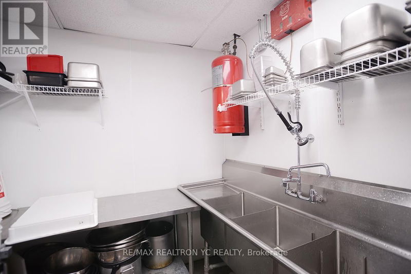 Image #1 of Restaurant for Sale at Yonge, Toronto, Ontario
