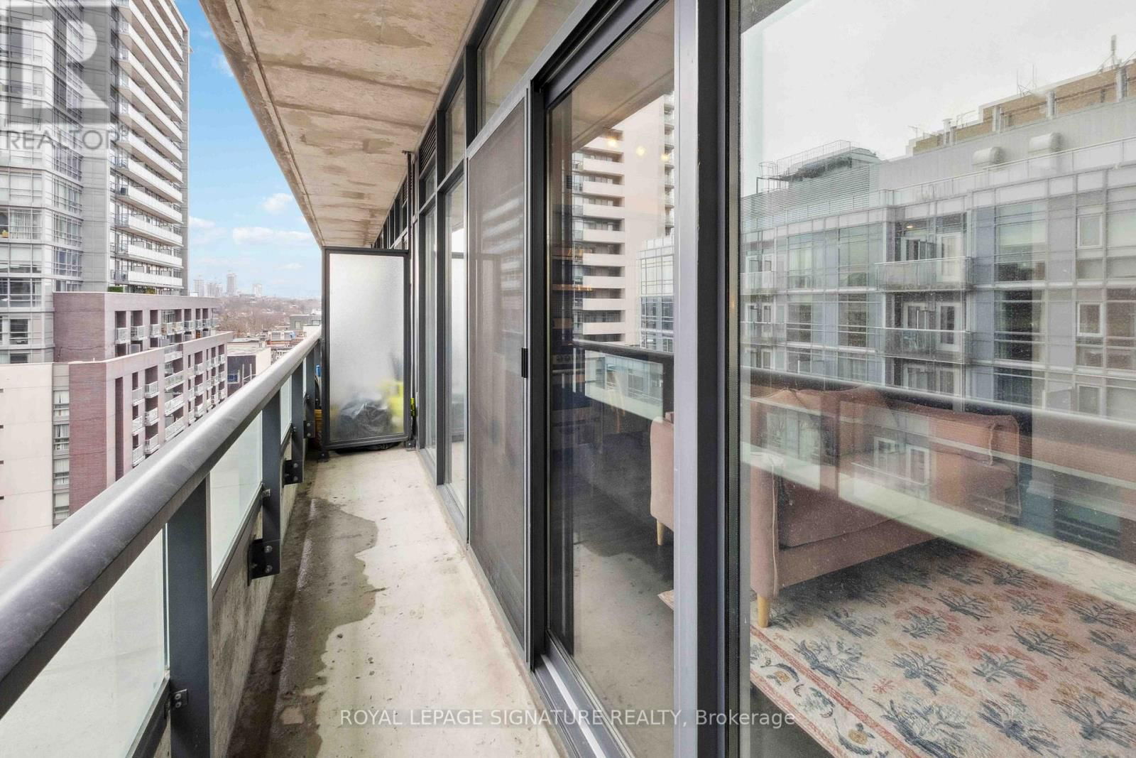 801 - 36 LISGAR STREET Image 23