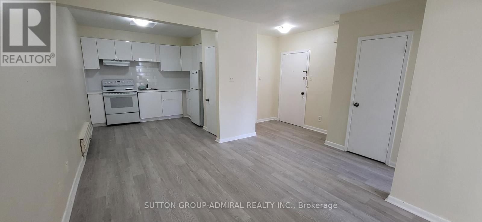 2839 BATHURST STREET Image 16